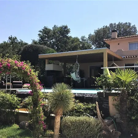 Casa Baggia, Proche Plage, Piscine A Debordement Chauffee, Pool House Villa