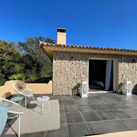 Casa Baggia, Proche Plage, Piscine A Debordement Chauffee, Pool House