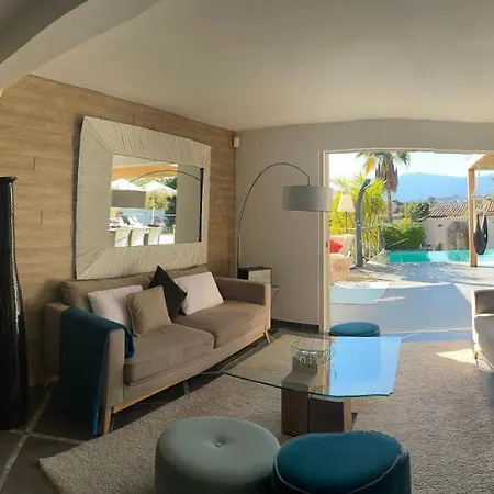 Casa Baggia, Proche Plage, Piscine à Débordement Chauffée, Pool House *