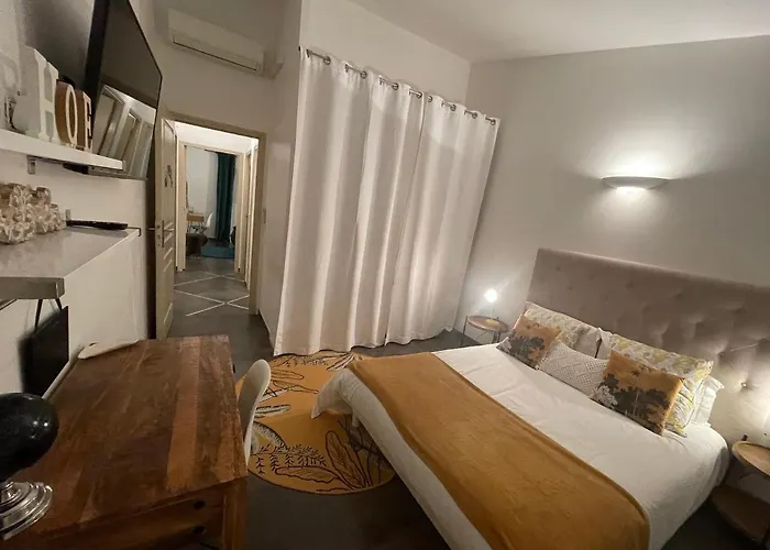 Casa Baggia, Proche Plage, Piscine A Debordement Chauffee, Pool House Порто-Веккьо